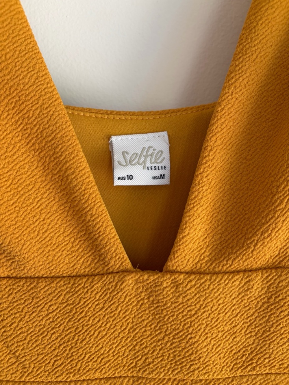 Selfie Leslie Mustard Yellow Mermaid Hem Sleeveless Dress Size M - Picture 2 of 7